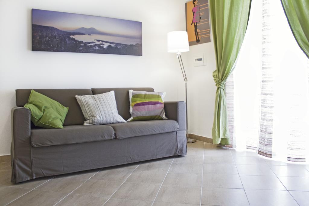 Appartamento Reginella Neapel Zimmer foto